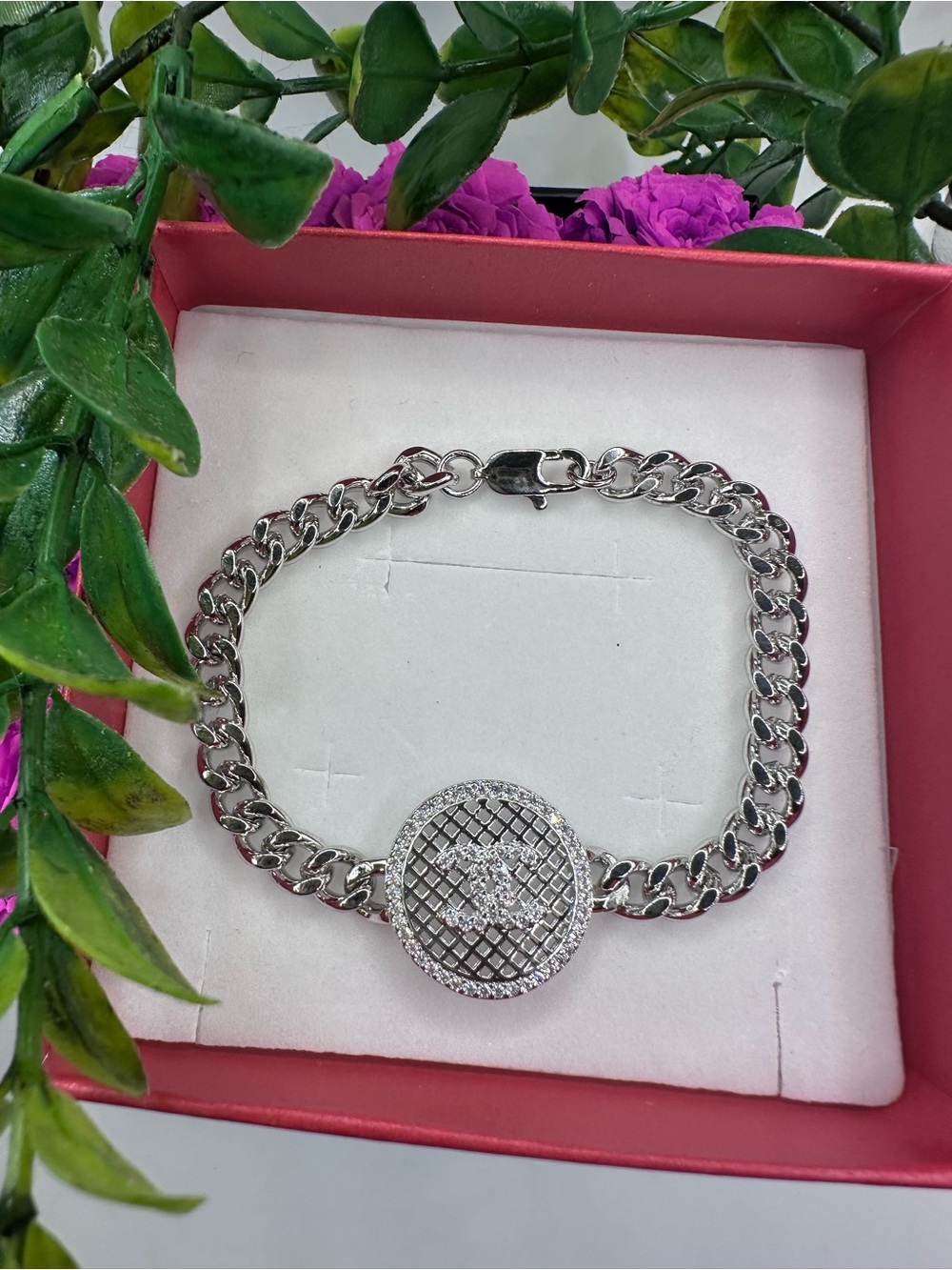 Silver Round Pavé Medallion Chain Bracelet - Women Jewelry